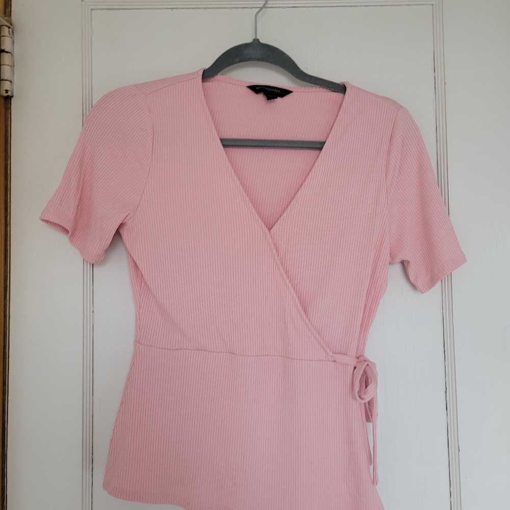 Banana republic pink spring/summer top